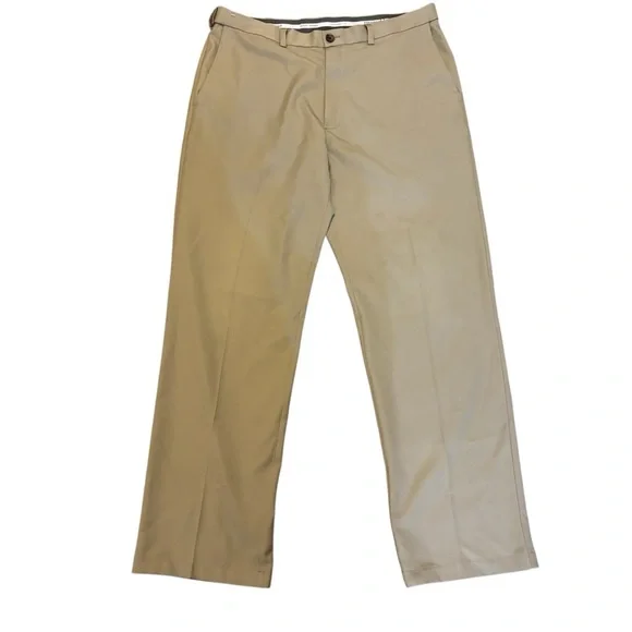 Haggar Men's Chinos 36 x 32 Khaki Lightweight Classic Fit Cool 18 Pro - Picture 2 of 10